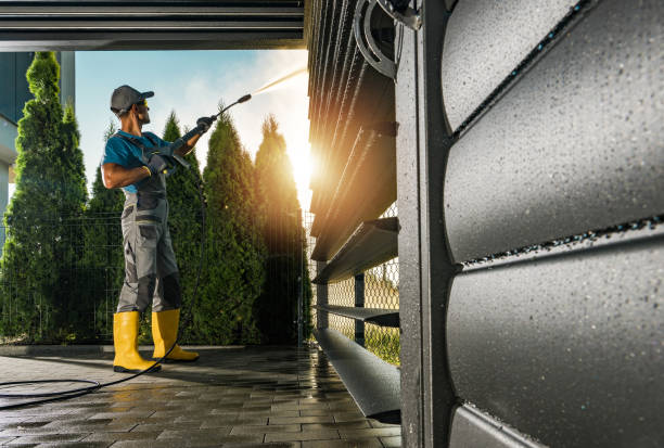Best Pool Deck Cleaning  in Man, WV